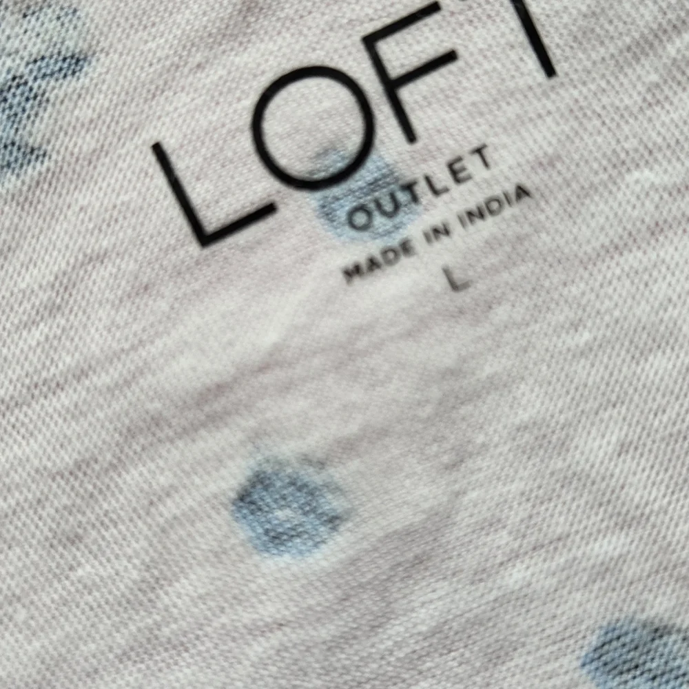 Loft Outlet Loose Top. - Picture 3 of 6